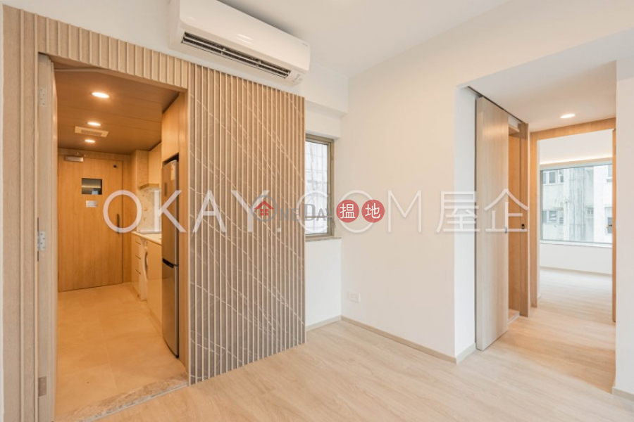 Stylish 2 bedroom on high floor | Rental | 15 Mosque Street | Western District | Hong Kong, Rental, HK$ 28,000/ month