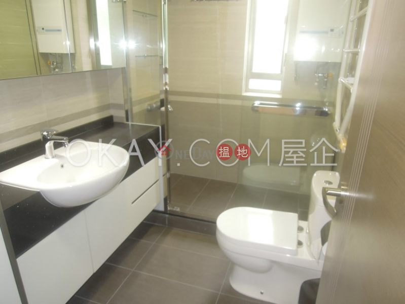 Elegant 2 bedroom with balcony & parking | Rental, 550-555 Victoria Road | Western District, Hong Kong | Rental | HK$ 39,900/ month