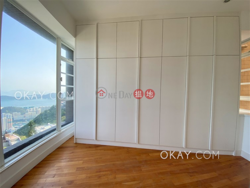Efficient 3 bedroom with sea views, balcony | Rental | La Hacienda La Hacienda Rental Listings