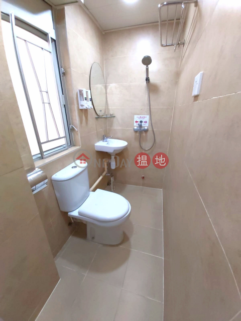 Superior independent suite, condo with elevator,no commission | 92-94 Hak Po Street 黑布街92-94號 _0
