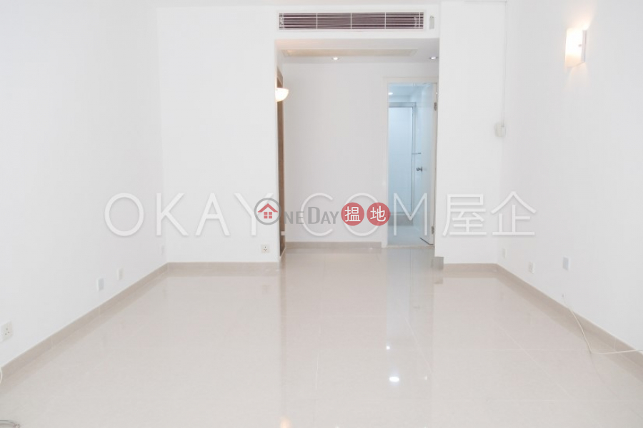 Lovely 2 bedroom with terrace | For Sale, Winsome Park 匯豪閣 Sales Listings | Western District (OKAY-S68600)