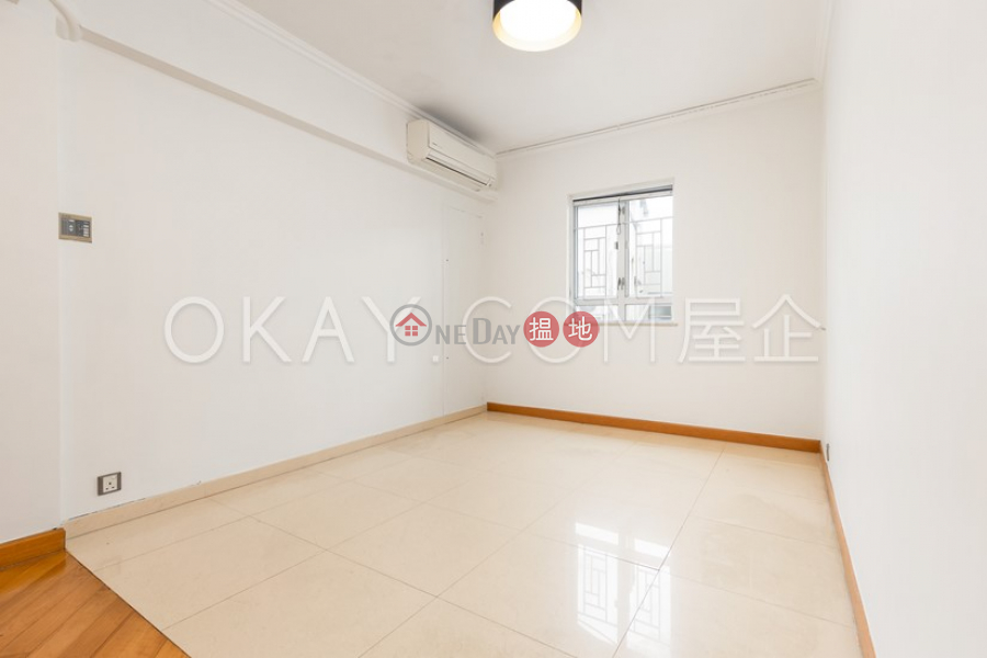 HK$ 48,800/ month, 6B-6E Bowen Road | Central District, Charming 2 bedroom on high floor with rooftop & parking | Rental