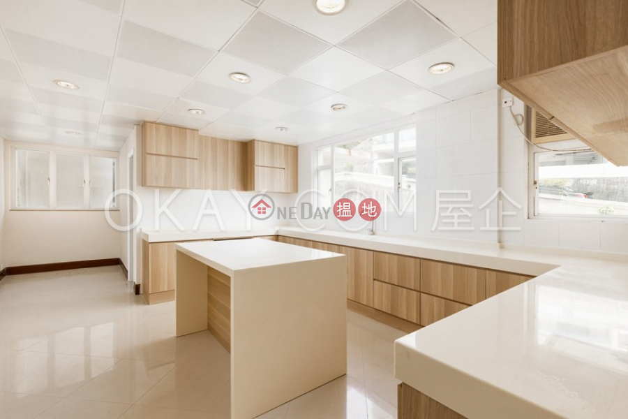 Rare 3 bedroom on high floor with sea views & balcony | Rental | Block A Repulse Bay Mansions 淺水灣大廈 A座 Rental Listings