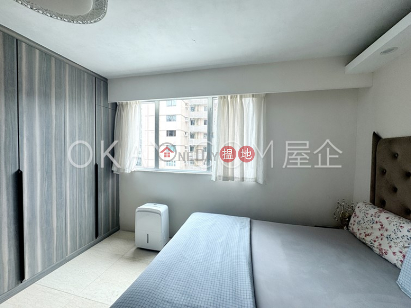 香港搵樓|租樓|二手盤|買樓| 搵地 | 住宅出售樓盤-3房2廁希爾頓大廈B座出售單位