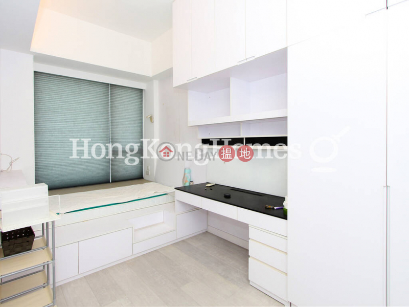 3 Bedroom Family Unit at Upton | For Sale, 180 Connaught Road West | Western District | Hong Kong, Sales | HK$ 60M