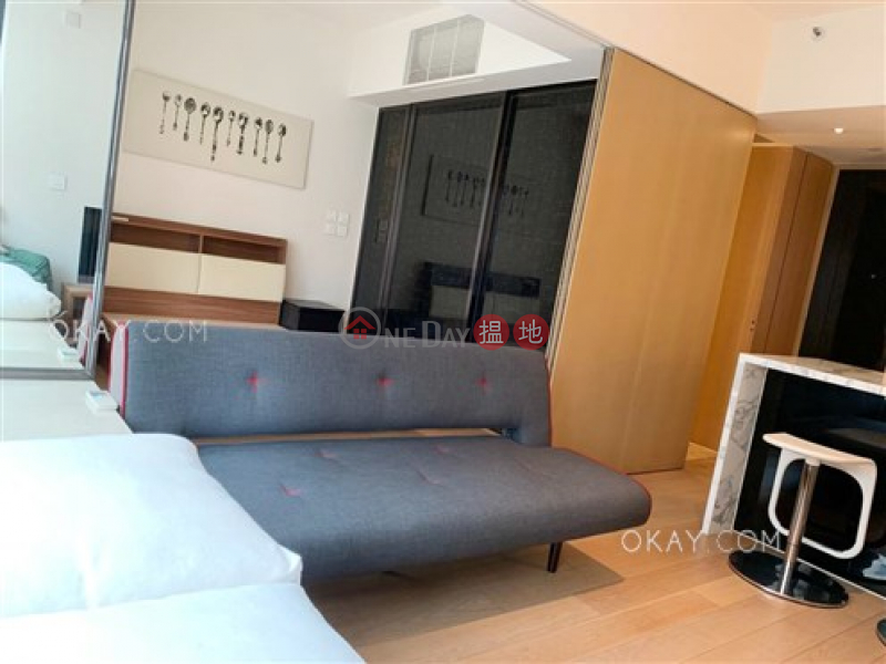 Property Search Hong Kong | OneDay | Residential, Sales Listings Nicely kept 1 bedroom in Mid-levels West | For Sale