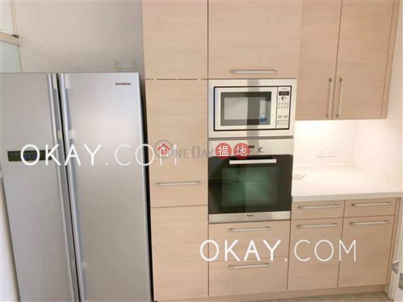 Efficient 4 bedroom with balcony & parking | Rental | 8-9 Bowen Road | Central District Hong Kong | Rental, HK$ 110,000/ month