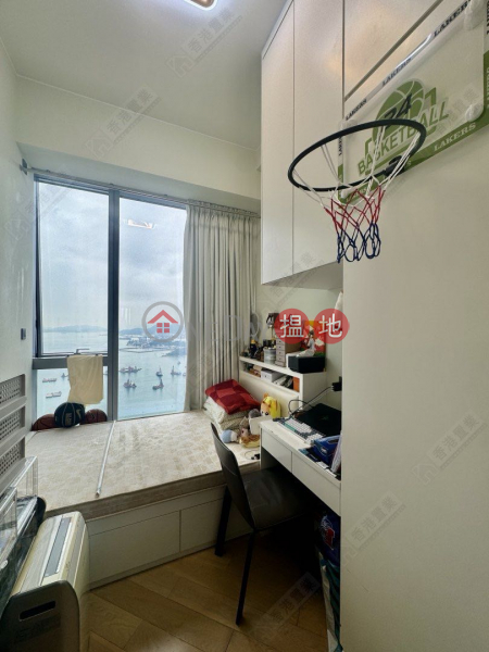 Four bedrooms and two apartment in The Cullinan Sun Sky, 1 Austin Road West | Yau Tsim Mong Hong Kong | Sales HK$ 125M