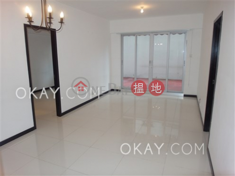 Charming 2 bedroom with terrace | Rental, Chesterfield Mansion 東甯大廈 | Wan Chai District (OKAY-R44991)_0