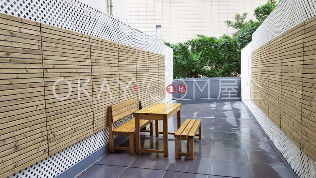 Luxurious 1 bedroom with terrace | Rental | Kiu Hing Mansion 僑興大廈 Rental Listings