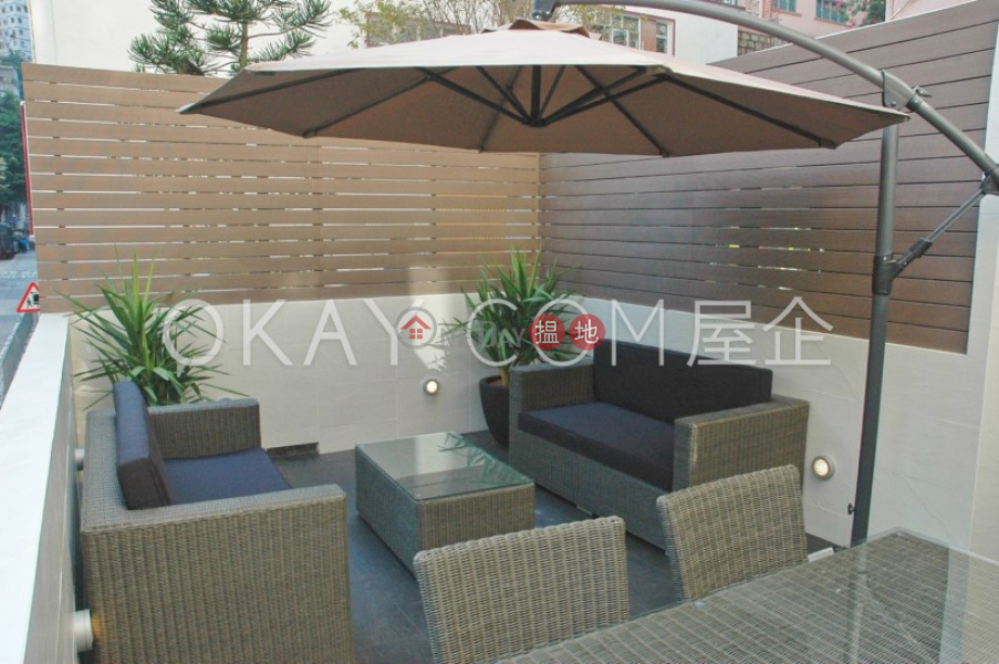 HK$ 8.98M | Tai Hing Building, Central District Practical 1 bedroom in Sheung Wan | For Sale