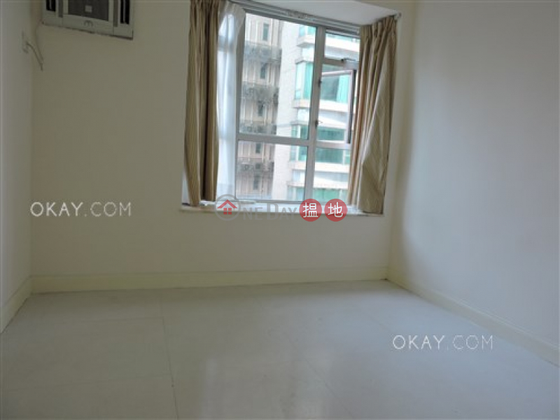 Lovely 3 bedroom with parking | For Sale, Conduit Tower 君德閣 Sales Listings | Western District (OKAY-S32575)