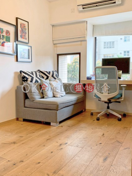 HK$ 60,000/ month Scenic Garden Western District, Luxurious 3 bedroom in Mid-levels West | Rental