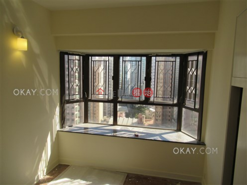 Elegant 3 bedroom in Mid-levels West | Rental | Corona Tower 嘉景臺 Rental Listings