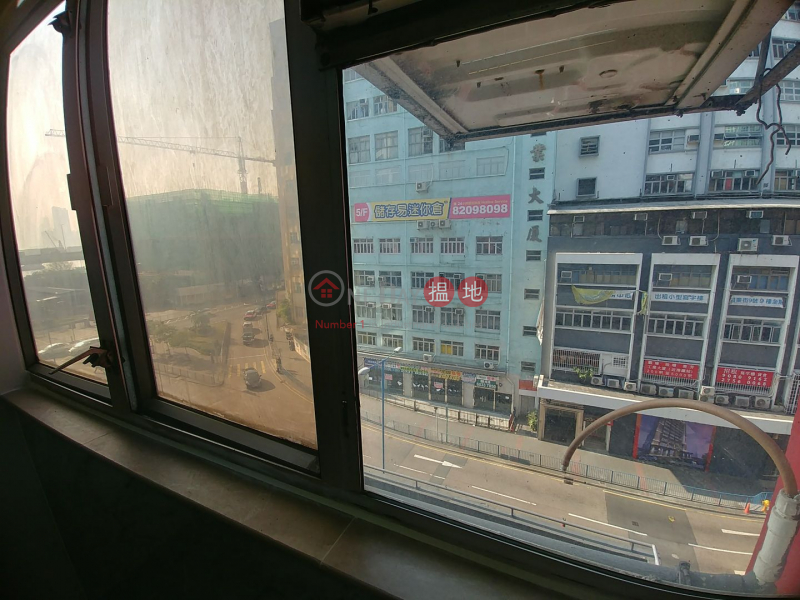 新場 平平平 近港鐵 L大窗 包WiFi133偉業街 | 觀塘區-香港|出租HK$ 4,400/ 月