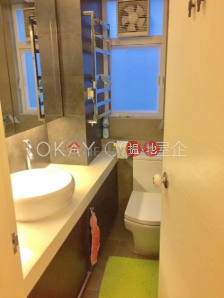 HK$ 11M, Bonham Court Western District Gorgeous 1 bedroom in Mid-levels West | For Sale