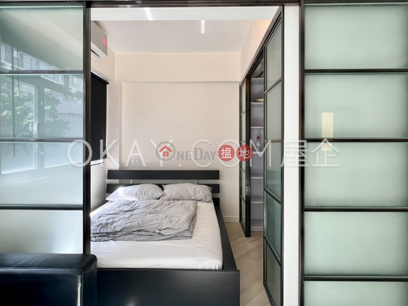 Intimate 1 bedroom on high floor with rooftop | For Sale | 132-134 Hollywood Road | Central District, Hong Kong | Sales | HK$ 8M