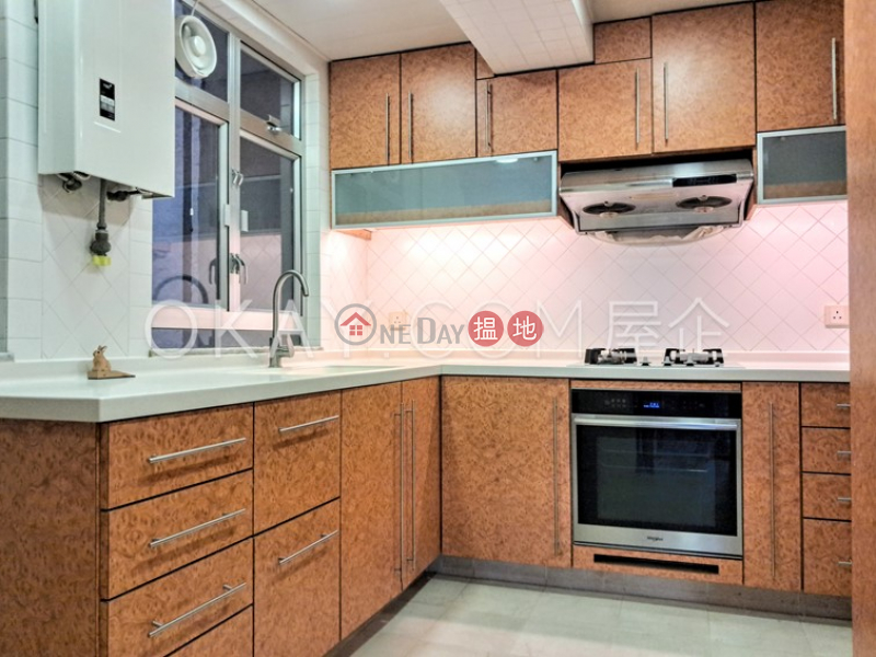 HK$ 26.6M, Realty Gardens, Western District | Efficient 3 bedroom with balcony & parking | For Sale