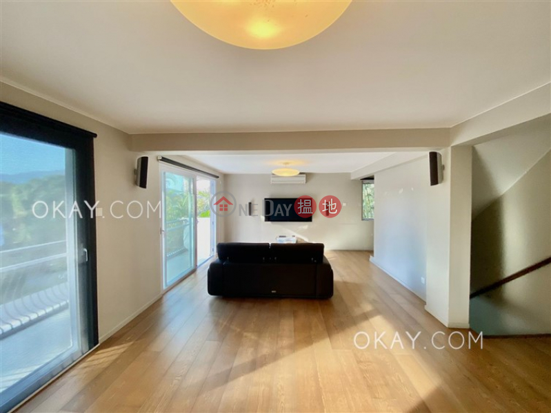 HK$ 90,000/ month Fairway Vista Sai Kung Lovely house with sea views, terrace & balcony | Rental