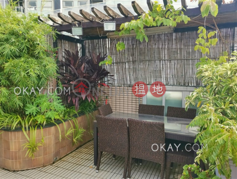 Nicely kept 2 bedroom on high floor with rooftop | For Sale | Hollywood Terrace 荷李活華庭 _0