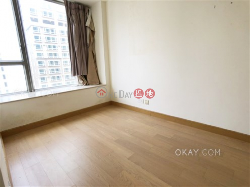 Elegant 2 bedroom with balcony | Rental, Island Crest Tower 1 縉城峰1座 Rental Listings | Western District (OKAY-R89760)