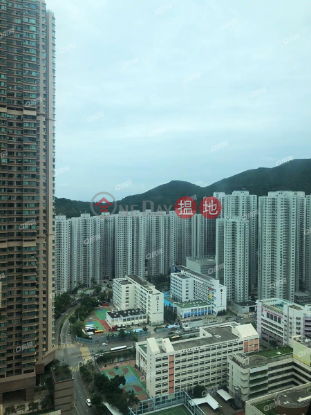 Tower 1 Island Resort | 3 bedroom Mid Floor Flat for Sale 28 Siu Sai Wan Road | Chai Wan District, Hong Kong Sales HK$ 10M