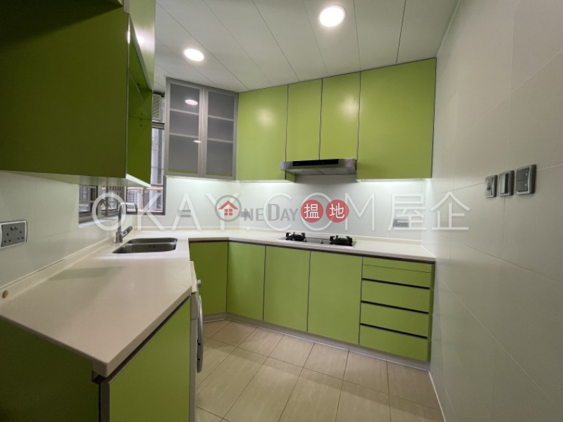 HK$ 43,000/ month | Sorrento Phase 2 Block 2 Yau Tsim Mong, Nicely kept 3 bedroom with sea views | Rental