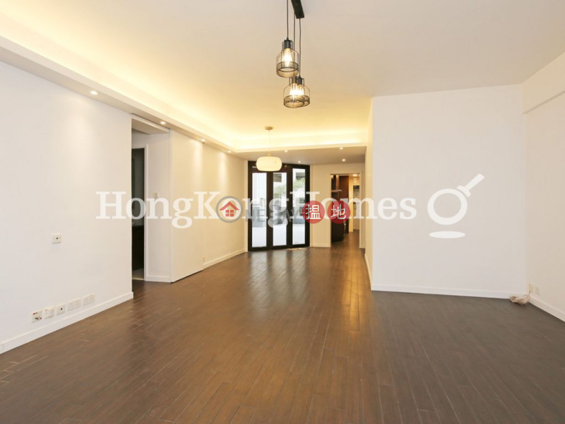 HK$ 55,000/ month Way Man Court | Wan Chai District 3 Bedroom Family Unit for Rent at Way Man Court