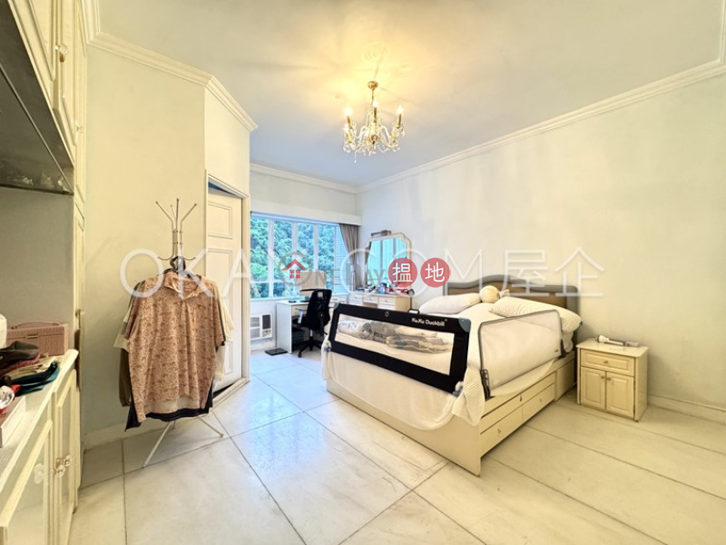 HK$ 1億怡園灣仔區-4房4廁,實用率高,極高層,連車位怡園出售單位