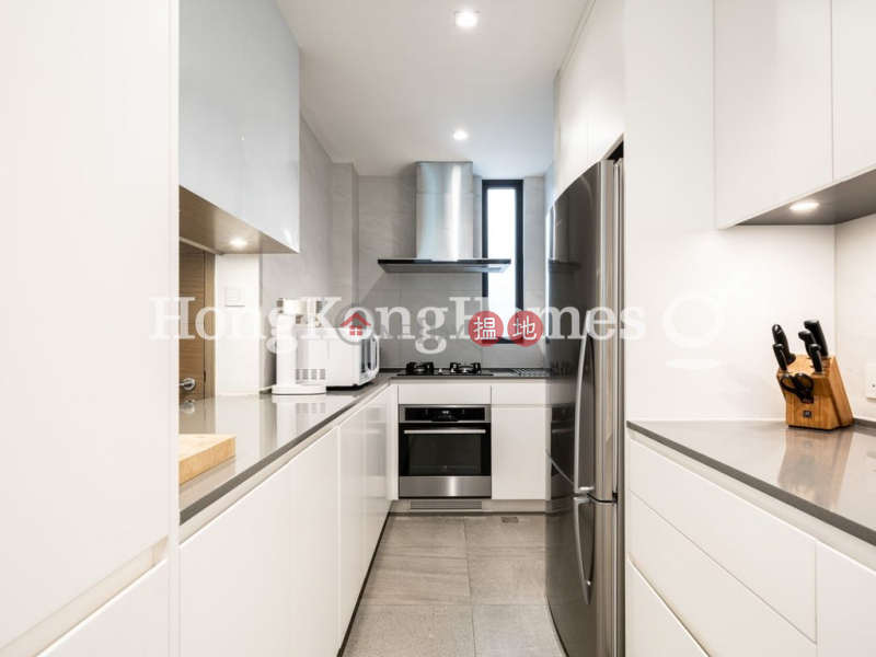 HK$ 65,000/ month Mayflower Mansion, Wan Chai District 3 Bedroom Family Unit for Rent at Mayflower Mansion