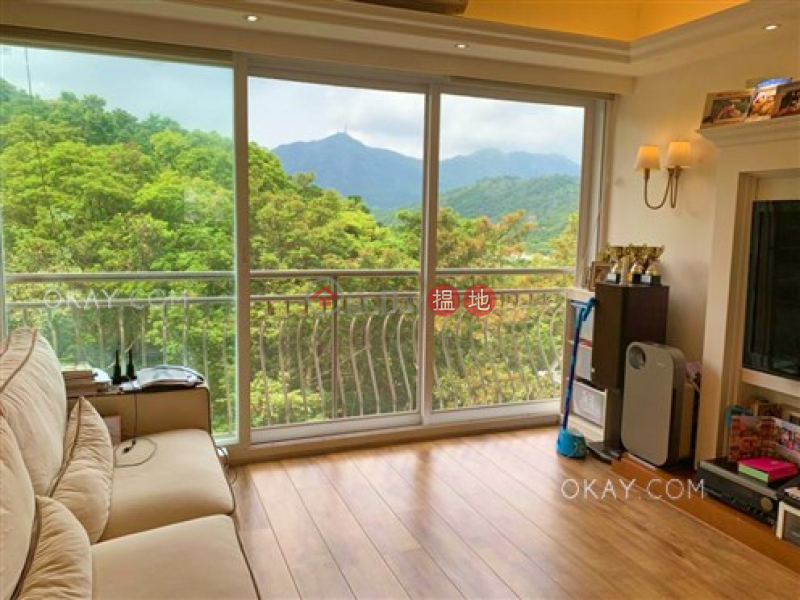 Lovely house on high floor with rooftop & parking | For Sale | Razor Park 寶珊苑 Sales Listings