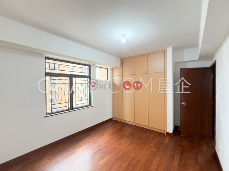 HK$ 45,200/ month Wylie Court Yau Tsim Mong Stylish 3 bedroom with balcony & parking | Rental