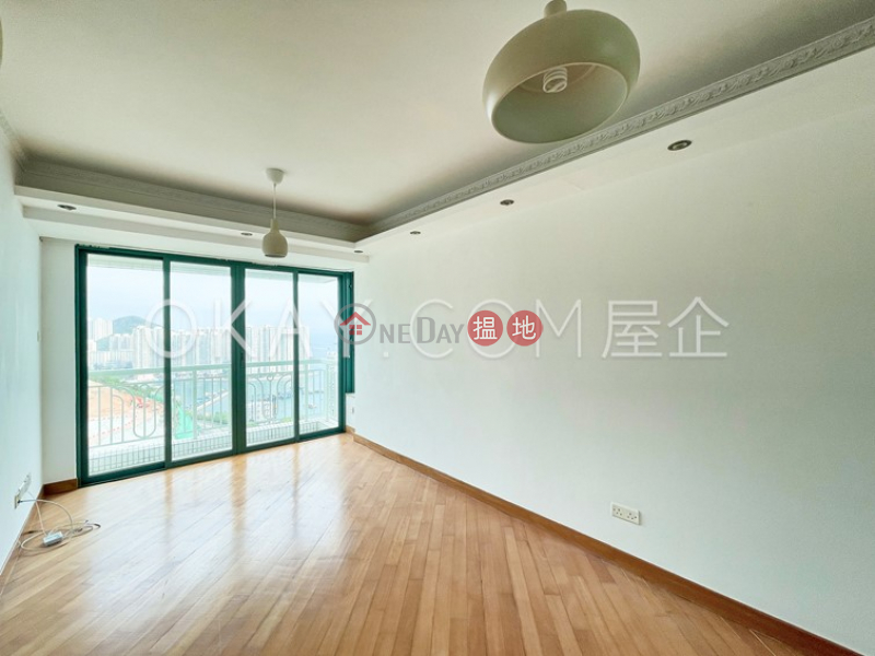 POKFULAM TERRACE | High Residential, Sales Listings, HK$ 9M
