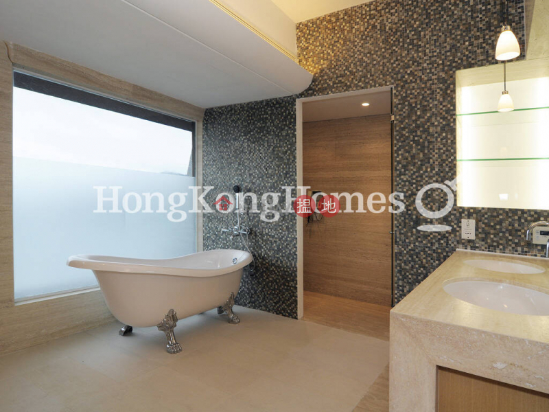Property Search Hong Kong | OneDay | Residential Rental Listings, 3 Bedroom Family Unit for Rent at Pinewaver Villas
