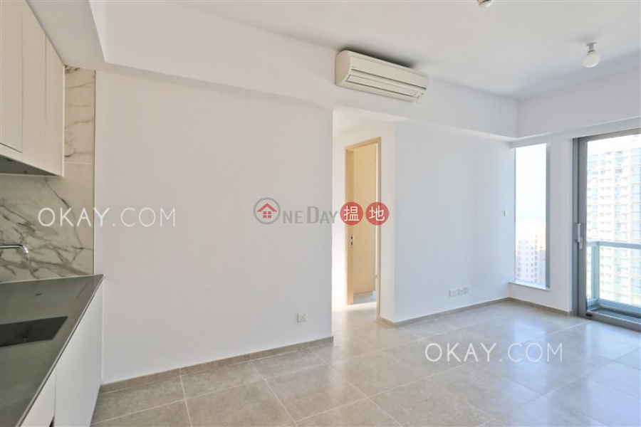 Lovely 2 bedroom on high floor with balcony | Rental | Resiglow Pokfulam RESIGLOW薄扶林 Rental Listings
