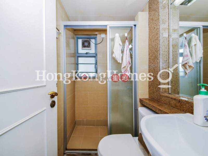 2 Bedroom Unit for Rent at Queen\'s Terrace, 1 Queens Street | Western District | Hong Kong | Rental, HK$ 21,000/ month