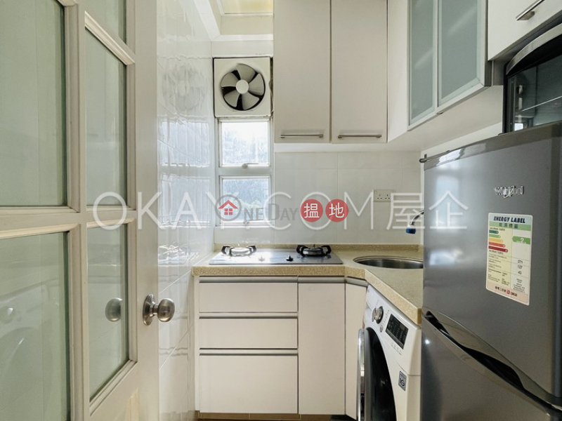 Gorgeous 2 bedroom in Mid-levels West | For Sale | All Fit Garden 百合苑 Sales Listings