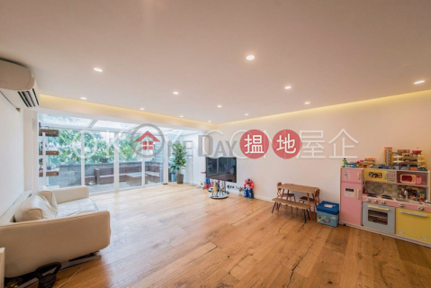 Unique 2 bedroom with terrace & parking | For Sale | Gallant Place 嘉逸居 _0