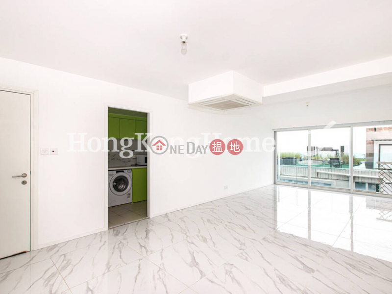 3 Bedroom Family Unit for Rent at Phase 3 Villa Cecil 216 Victoria Road | Western District, Hong Kong, Rental HK$ 68,800/ month