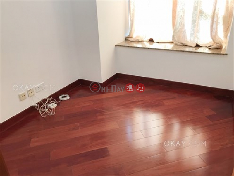 HK$ 65,000/ month The Arch Star Tower (Tower 2),Yau Tsim Mong Beautiful 4 bed on high floor with balcony & parking | Rental