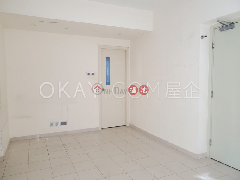 Property Search Hong Kong | OneDay | Residential | Rental Listings Intimate 3 bedroom in Mid-levels West | Rental