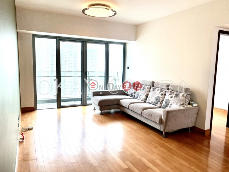 Tasteful 2 bedroom with balcony | For Sale | The Harbourside Tower 3 君臨天下3座 Sales Listings