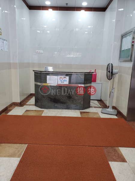 HK$ 26,500/ month | Luen Cheong Can Centre, Tuen Mun Warehouse + office, air-conditioning, corporate decoration
