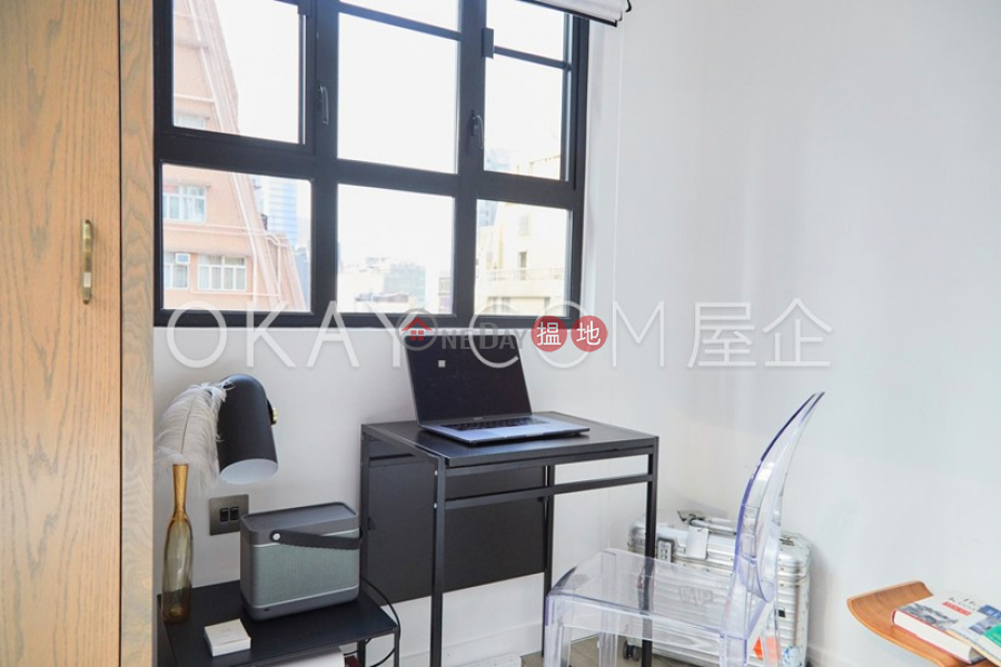 Property Search Hong Kong | OneDay | Residential | Rental Listings Intimate studio on high floor with rooftop & balcony | Rental