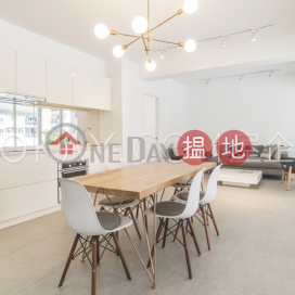 Gorgeous 3 bedroom with terrace & parking | Rental | Grand Court 嘉蘭閣 _0