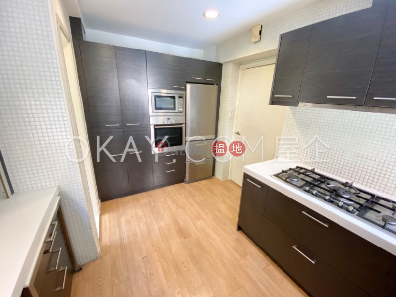 Luxurious 3 bedroom with balcony & parking | For Sale | Winfield Building Block C 雲暉大廈C座 Sales Listings