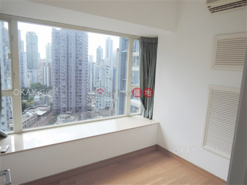 HK$ 26,000/ month Centrestage Central District, Popular 2 bedroom on high floor with balcony | Rental