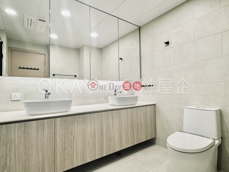 HK$ 160,000/ month Clovelly Court | Central District | Luxurious 4 bedroom with balcony | Rental