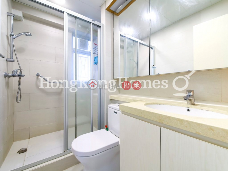 3 Bedroom Family Unit for Rent at Elizabeth House Block A, 250-254 Gloucester Road | Wan Chai District Hong Kong, Rental HK$ 28,000/ month