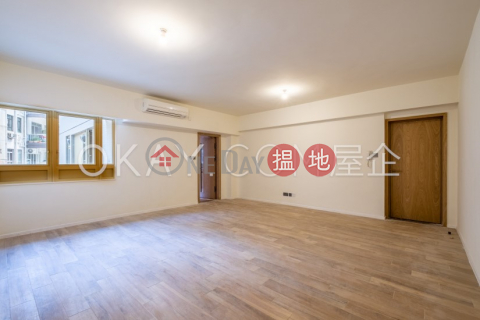 Unique 2 bedroom in Mid-levels Central | Rental | St. Joan Court 勝宗大廈 _0